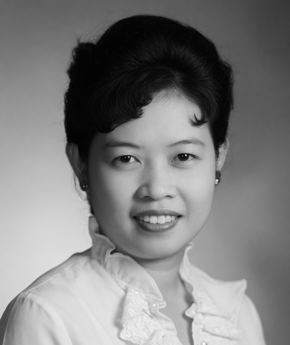 Oma Elsje dalam potret resmi